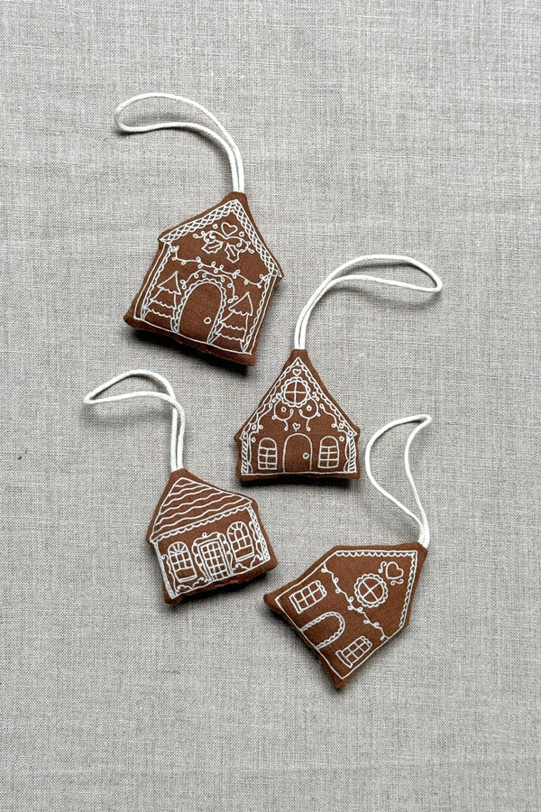 Gingerbread Ornament IV