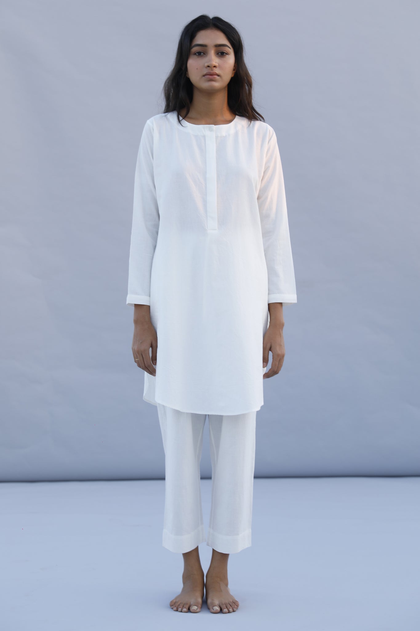  Johri Sustainable Khadi Full Sleeve White Night Dresses For Women Online 